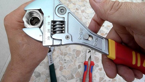 Разводной ключ для вашего использования