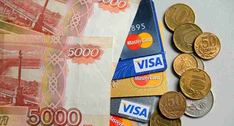 МинФин отказался устанавливать налог в 30% для уехавших из страны