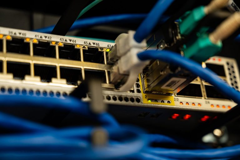 Перспективы Развития Коммутаторов Huawei: Векторы Эволюции Сетевых Технологий Перспективы Развития Коммутаторов Huawei: Векторы Эволюции Сетевых Технологий