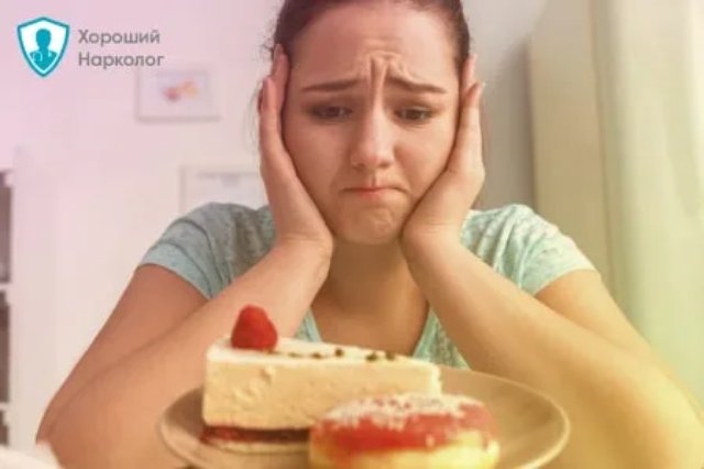 Сладкое утешение: почему тянет к десертам после алкоголя