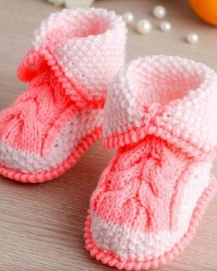 Пинетки для девочки с узором из кос Пинетки для девочки с узором из кос