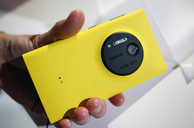 Nokia Lumia 1020 превратили в микроскоп для ДНК-исследований Nokia Lumia 1020 превратили в микроскоп для ДНК-исследований