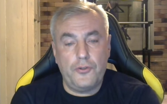 Коломейцев рассказал о дружбе с Граборовым и «пухлых губках» Сухоломкина Коломейцев рассказал о дружбе с Граборовым и «пухлых губках» Сухоломкина