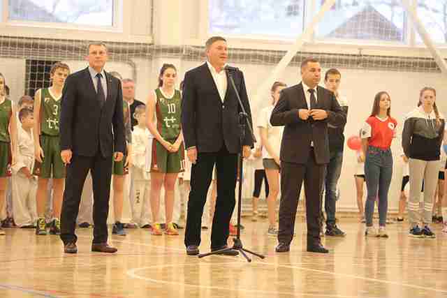 На родине Деда Мороза открыли новый ФОК для игровых видов спорта На родине Деда Мороза открыли новый ФОК для игровых видов спорта