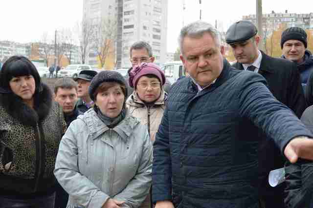«Людям сразу всё подавай». Как в Белгороде ремонтируют и благоустраивают дворы