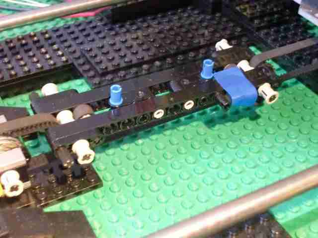 sobiraem-3d-printer-iz-lego-blokov-chast-114