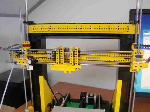 sobiraem-3d-printer-iz-lego-blokov-chast-126