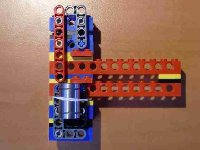 Собираем 3D принтер из LEGO-блоков - часть 1