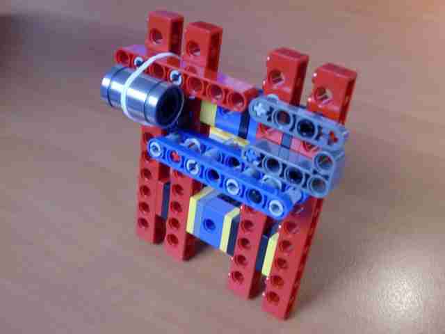 sobiraem-3d-printer-iz-lego-blokov-chast-149