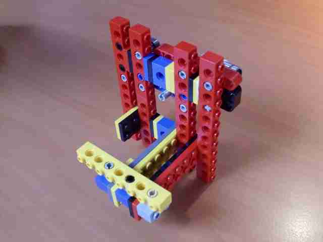 sobiraem-3d-printer-iz-lego-blokov-chast-150