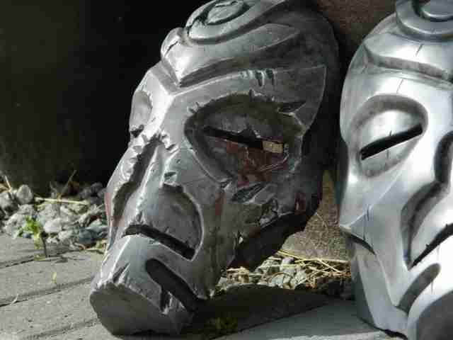 Маска из Skyrim: холодное литье и патинирование своими руками maska-iz-skyrim-holodnoe-lite-i-patinirovanie-svoimi-rukami5