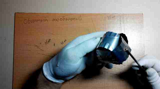Оригинальная ёлочная игрушка из пивной банки все дуги с лесенками должны оказаться снаружи