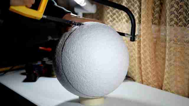 Самодельный дроид BB8, управляемый со смартфона FJ0JVNJIJIZ5JKX.LARGE
