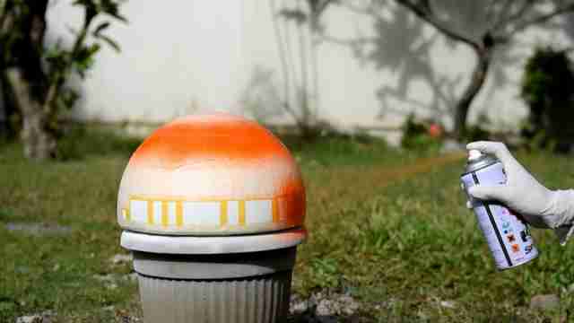 Самодельный дроид BB8, управляемый со смартфона FKOYQNGIJKCHHLX.LARGE
