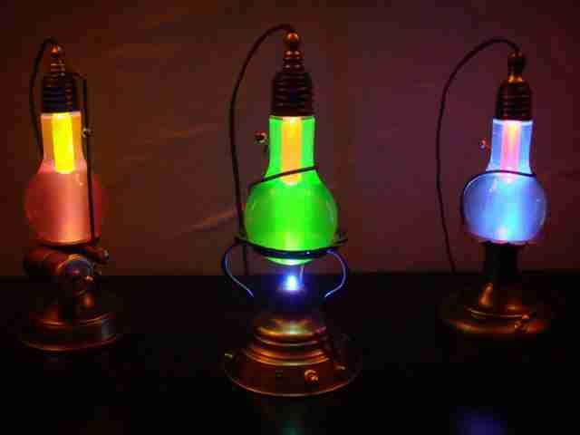 «Светящаяся трилогия» или как сделать холодную лампу kak-sdelat-holodnuyu-lampu-ili-svetyashhayasya-trilogiya25