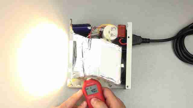 LED прожектор 50W из хлама.mp4_snapshot_02.25_[2016.06.04_21.19.06]