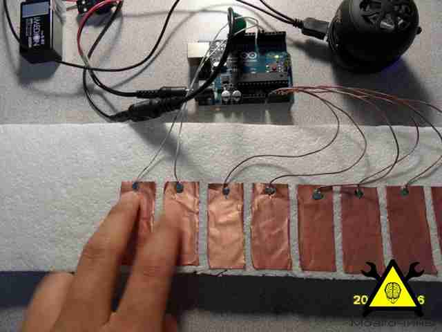 Octosynth - музыкальный инструмент на базе Arduino своими руками
