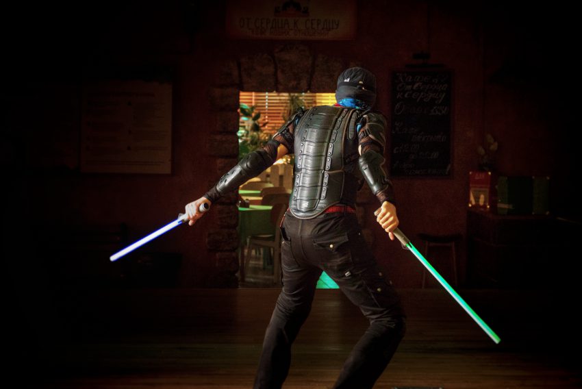Купить самодельные световые мечи из StarWars для Halloween