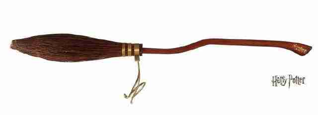 Как сделать Nimbus 2000 своими руками