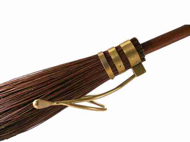 Как сделать Nimbus 2000 своими руками