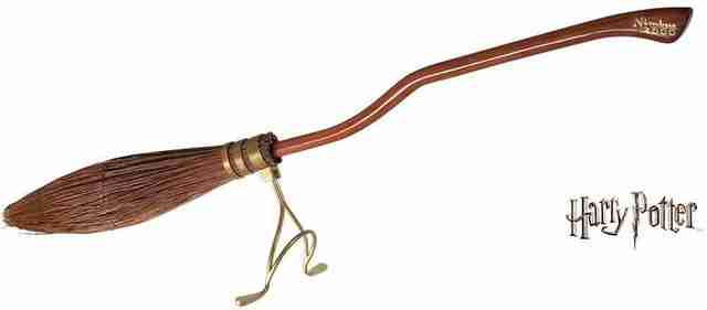 Как сделать Nimbus 2000 своими руками