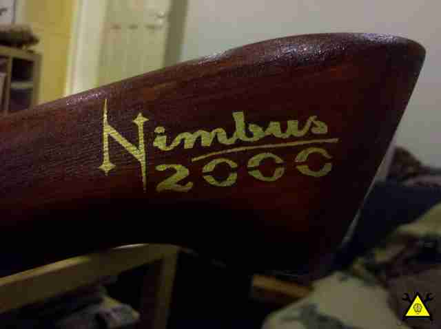 Как сделать Nimbus 2000 своими руками