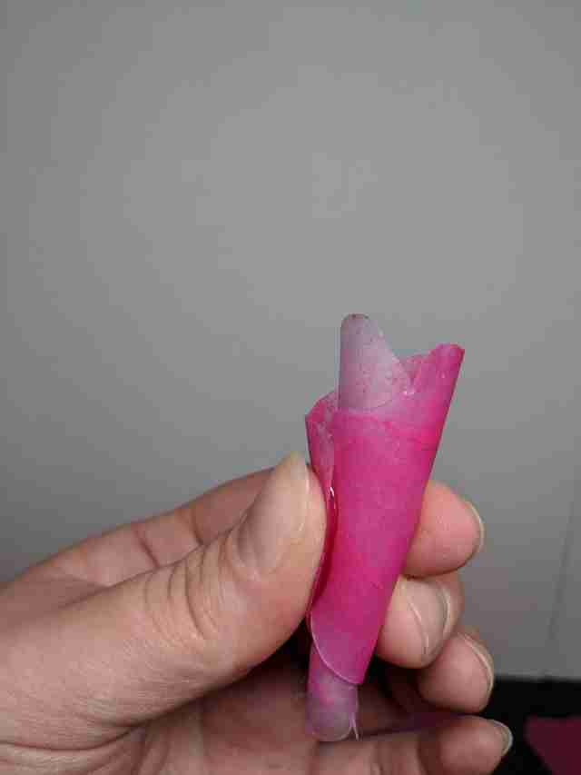 Цветы из термоклея своими руками