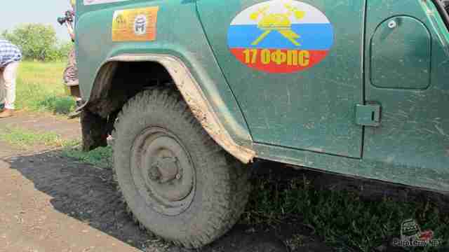 Глинистая грязь забила все