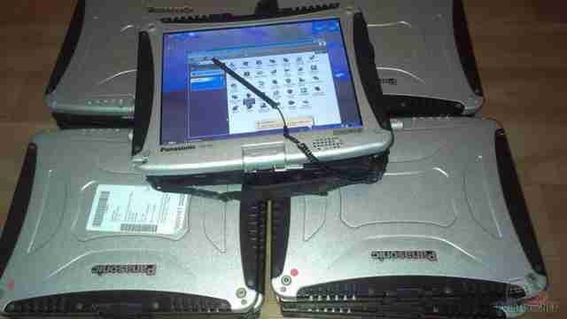Защищенный ноутбук Panasonic Toughbook CF-19 складывается в планшет