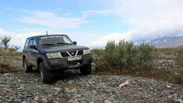 Nissan Patrol в Монголии