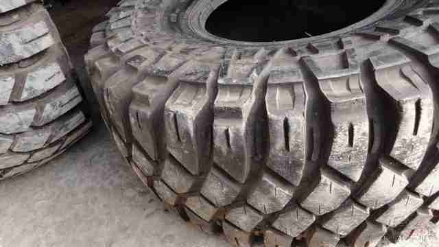 Шины б.у. Maxxis Creepy Crawler