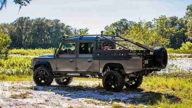 Land Rover Defender (60 фото) Длиннобазый дефендер пикап с дугами в кузове