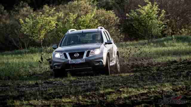 Nissan Terrano 2018 для поездки в лес