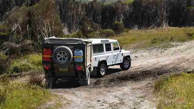 Land Rover Defender (60 фото) Путешествие с прицепом на дефендере
