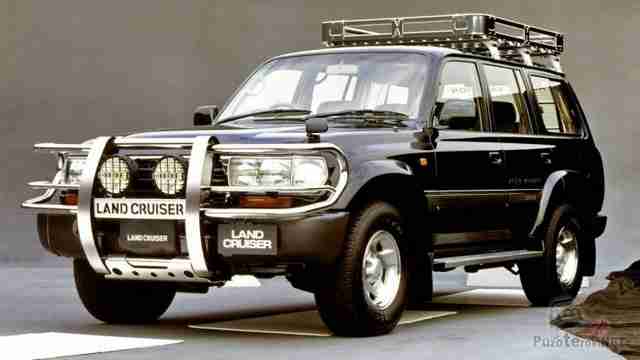 Toyota Land Cruiser 80 в обвесе