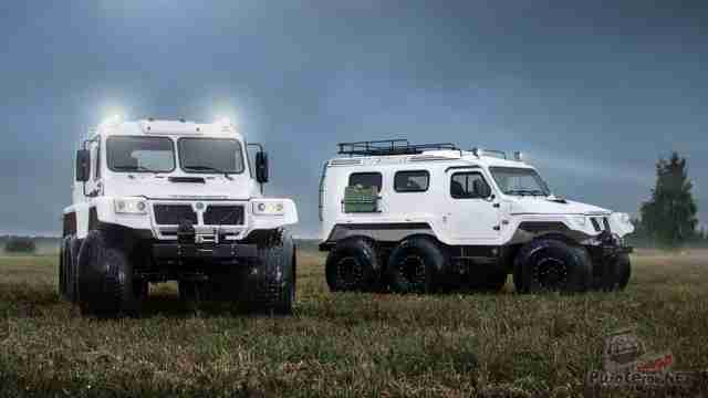 Два снегоболотохода трэкол 6x6