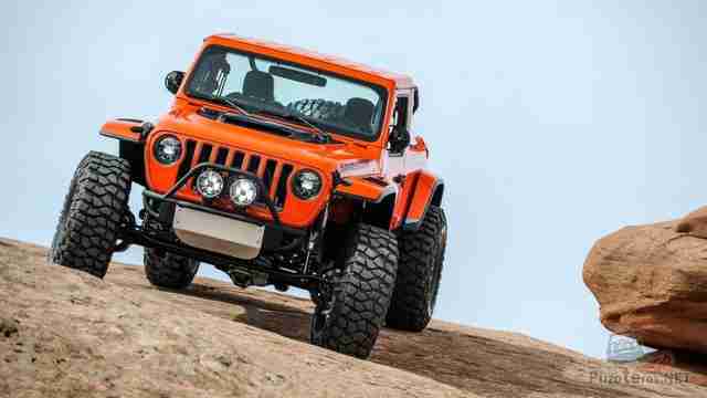 Jeep Sandstorm на тест-драйве Jeep Sandstorm на тест-драйве
