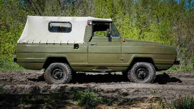 Тентованый УАЗ-3907 Ягуар вид сбоку