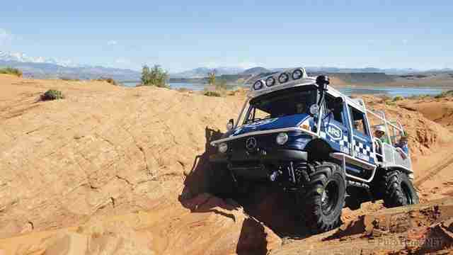 Экскурсия на Mercedes-Benz Unimog по скалам