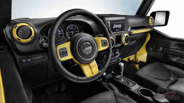 Усовершенствованный салон внедорожника Jeep