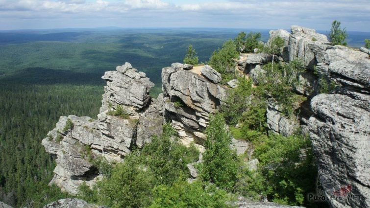 Камень Полюд на реке Вишера Камень Полюд на реке Вишера
