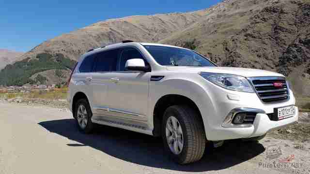 Great Wall Haval на фоне холмов Great Wall Haval на фоне холмов