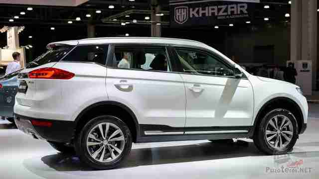Вид сбоку Great Wall Haval в выставочном зале Вид сбоку Great Wall Haval в выставочном зале