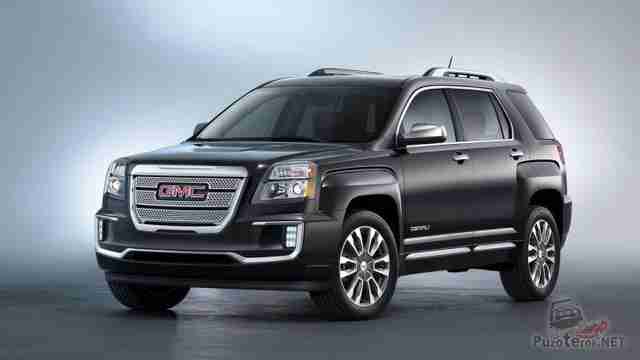 Чёрный GMC Terrain Denali 2016 года