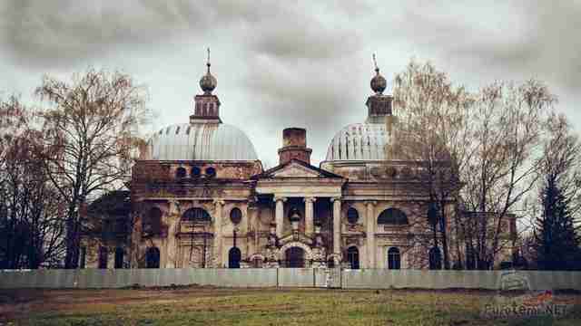Храм Казанской иконы Божьей Матери в селе Ярополец