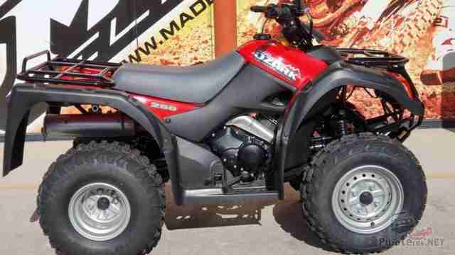 Квадроцикл Suzuki Ozark 250 красного цвета