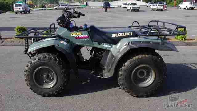 Квадроцикл Suzuki QUADRUNNER F250 на стоянке