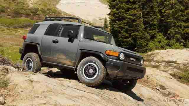 Toyota FJ Cruiser на бездорожье