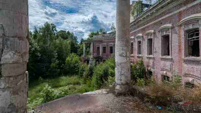 Руины главного дома