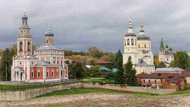 Два заброшенных храма в Серпухове